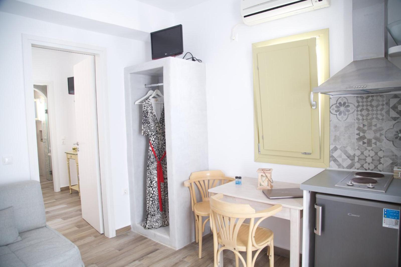 Diasino Apartments And Car Rental كاتابولا الغرفة الصورة